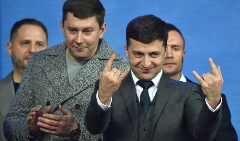 Volodymyr Zelenski nombrado Persona del Año por la revista Time