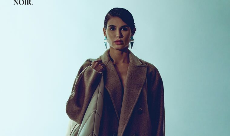 ¡Poderosa! MichellRoxana en la nueva portada de NOIR Magazine