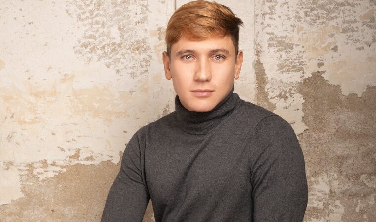 «Hontana, el origen de la Navidad»: El acróbata venezolano Javier Correia cierra la temporada en Madrid