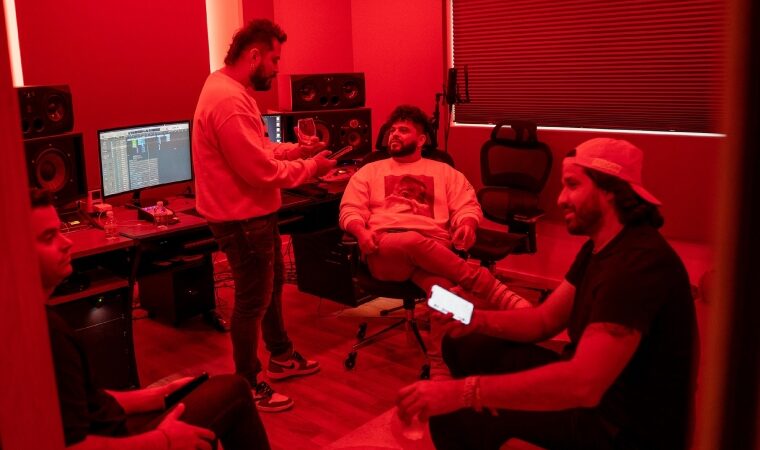 ¡Qué se sigan sumando los talentos! Swag Récords cerró el 2022 cargada de éxito