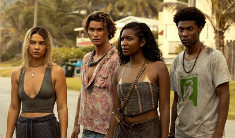 La temporada 3 de «Outer Banks» se sitúa en el número 1 con más de 154 millones de horas