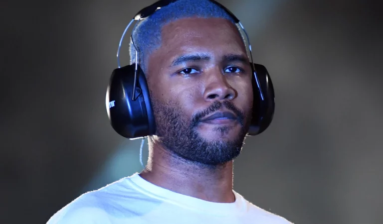 Frank Ocean arrasa en el Festival de Coachella con un concierto sin rumbo