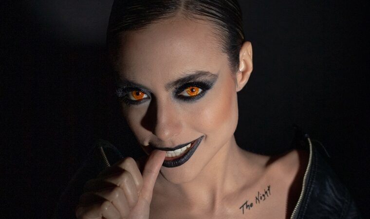 Lo prohibido y tentador llega con la «Noche» y Katherine Coll 