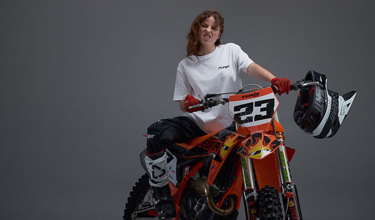 Vida, emoción y adrenalina: Una nueva colección toma turno en la moda venezolana