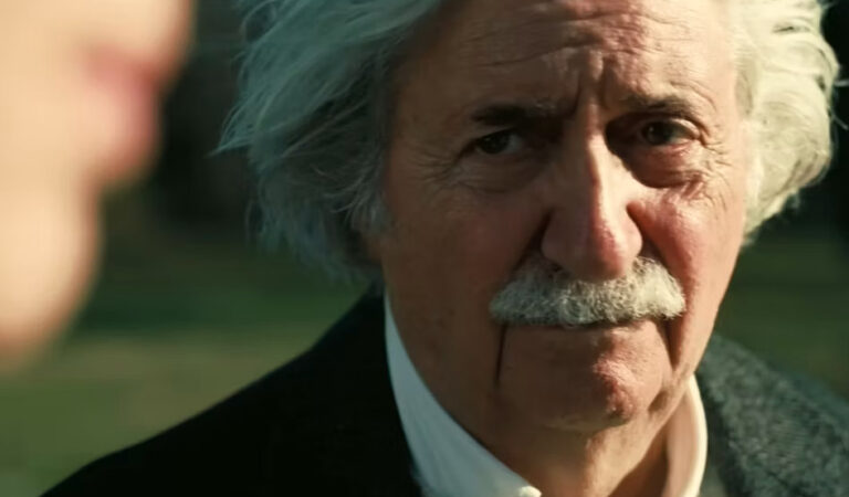 Trailer de Oppenheimer: Cillian Murphy, Matt Damon, Emily Blunt y un Einstein decepcionado