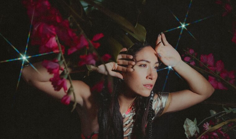 Pao Pestana promete convertirse en un hit tropical de la música con su nuevo sencillo «La Perla»