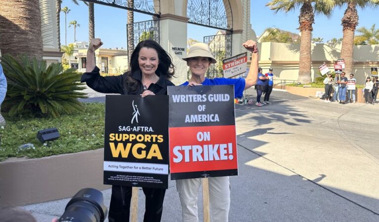 Fran Drescher reprende a los «detractores» y a los «contrarios» al defender el acuerdo SAG-AFTRA