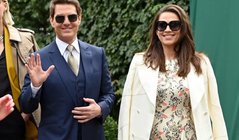 Hayley Atwell recuerda cómo Tom Cruise llevó a su abuela a dar una vuelta por Londres en helicóptero