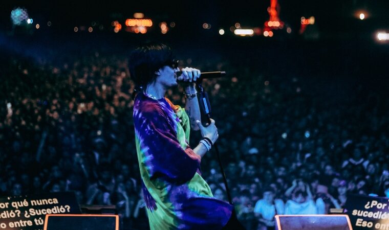 Una historia de lujuria y flirteo: Danny Ocean y Greeicy estrenaron «ZHA»