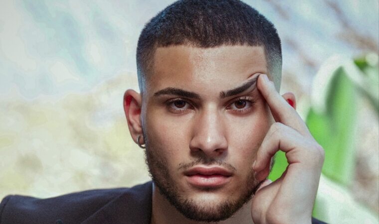 ¡Un talento en ascenso! Vitto cosecha el éxito de su primer sencillo «En mi cama»