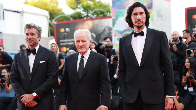 «Ferrari» recibe una ovación de pie de 7 minutos en el Festival de Cine de Venecia