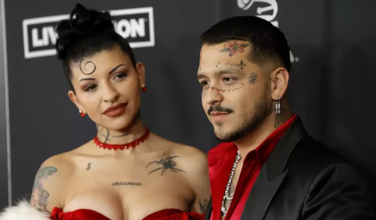 Con una tierna foto: Christian Nodal y Cazzu anunciaron el nacimiento de su bebé