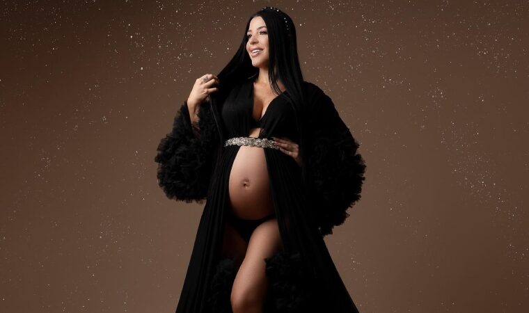 «Bienvenido al mundo»: Ya nació el bebé de Jimena Araya