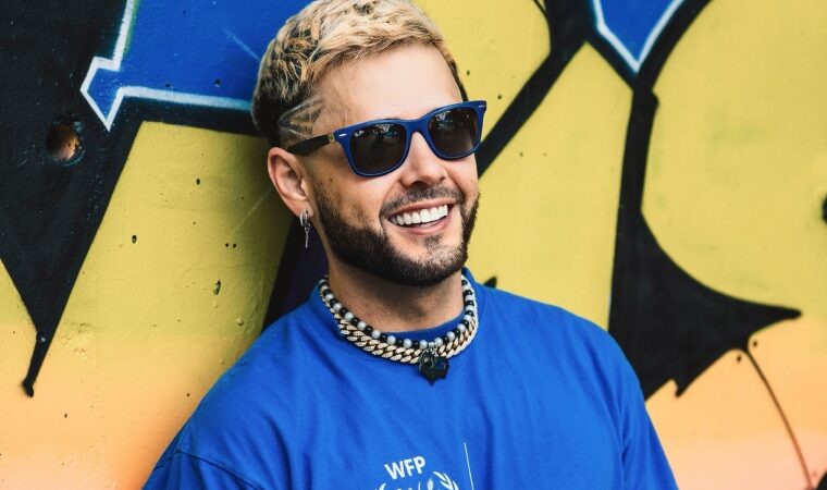 «Dime cuánto»: Kent James está de regreso y promete reconquistar a su público 