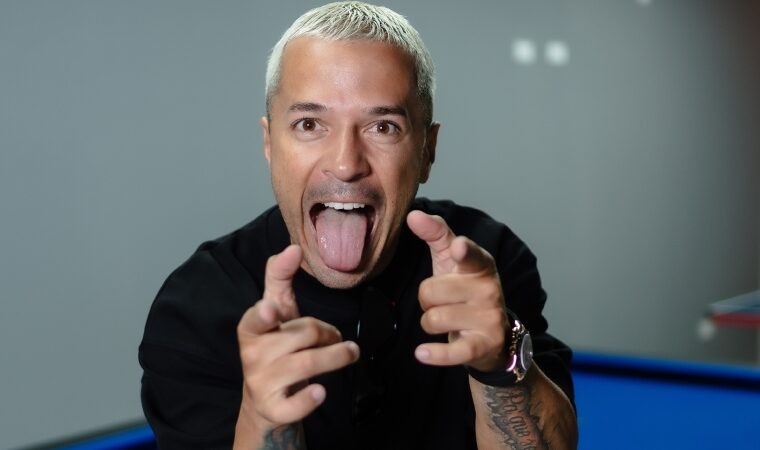 Xuxo le da fuerza a su identidad musical con el lanzamiento de “Borrachixxx”