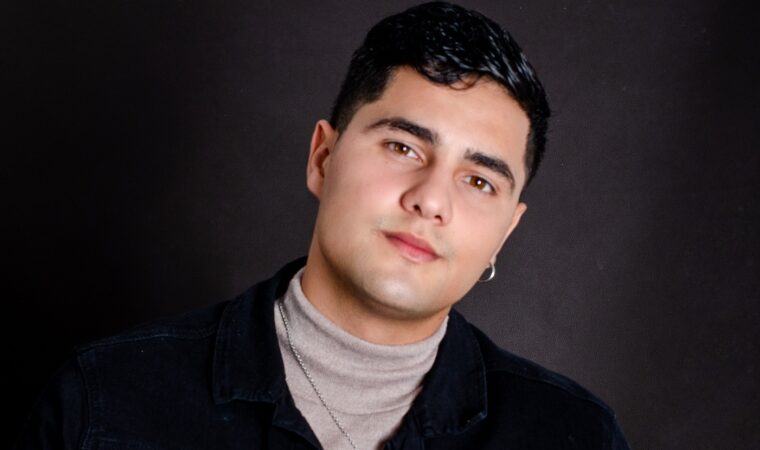 Grei Rosas emociona a sus fans con el EP «Presente Pasado y Futuro»