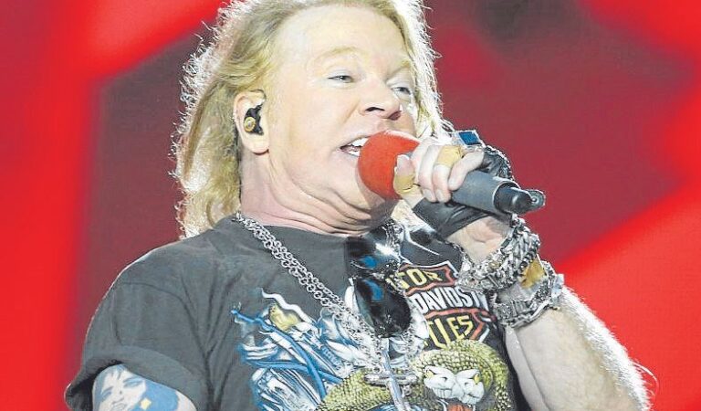 Axl Rose demandado por supuesta agresión sexual violenta por una ex modelo