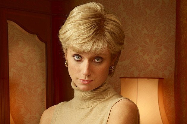 Elizabeth Debicki habla esobre el rodaje de los últimos días de The Crown: «Lloré de verdad cuando murió y lloré cuando lo vi en pantalla»