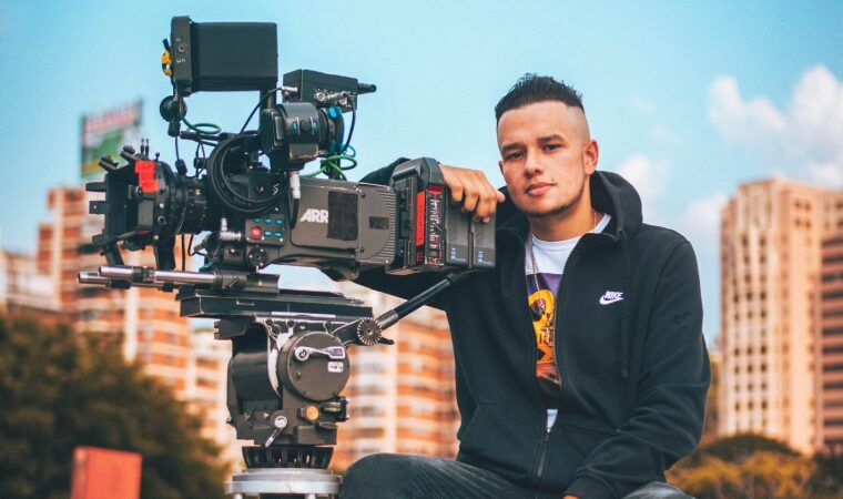 Con más de 13 años de trayectoria: Poe Polanco es uno de los mejores directores de videos musicales en Venezuela