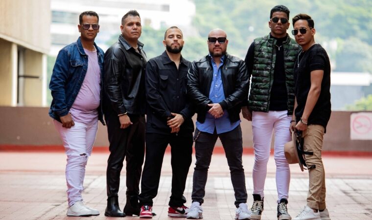 Con «Bésame», Los Sobraos le dan paso a la temporada decembrina 