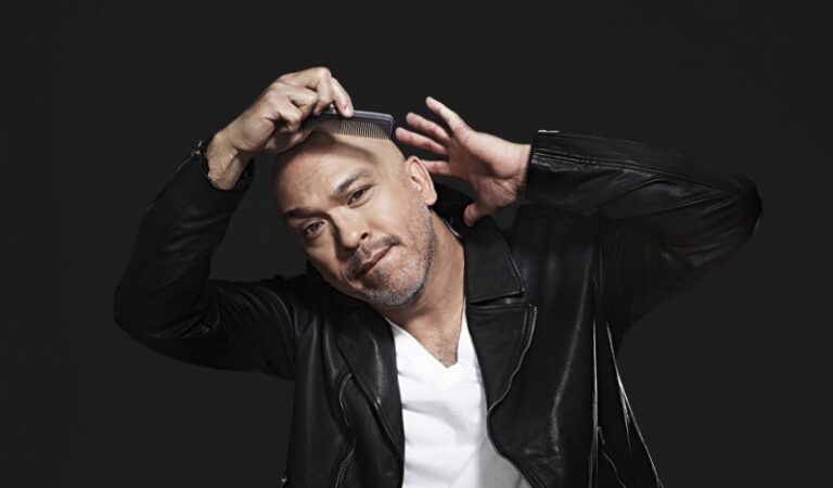 Jo Koy presentará los Globos de Oro 2024