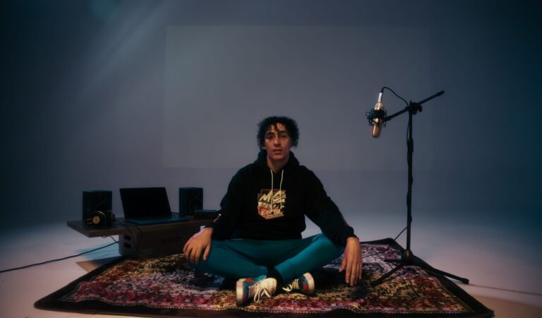 Moviendo fibras: McKlopedia se despide del 2023 con el estreno de «Juntos», su último single del año