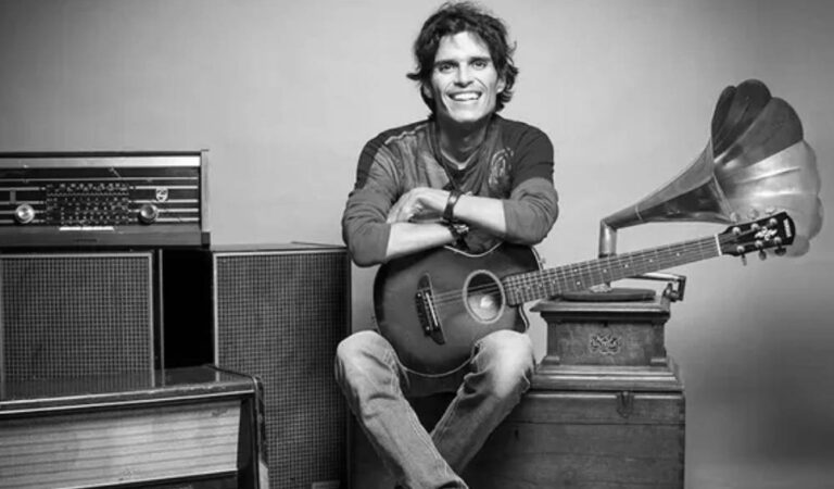 Falleció el cantante peruano Pedro Suárez Vértiz