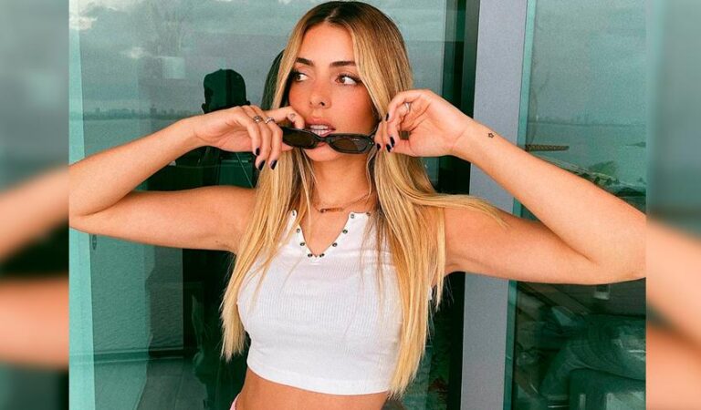 Intriga en las redes: ¿Qué canción esconde Corina Smith en su traje de baño rojo?