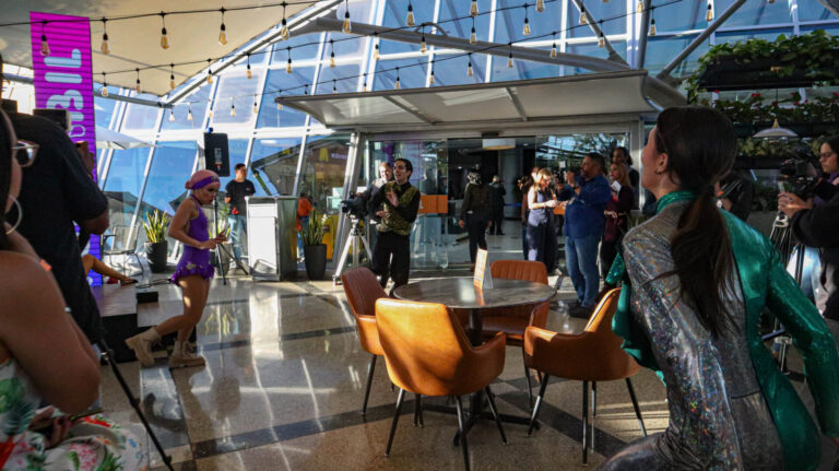 Sambil-Hablemos de cosas buenas