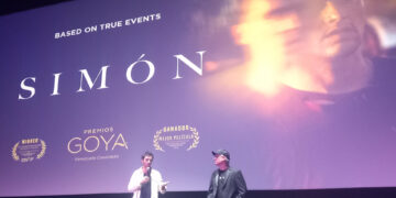 Simon partocipa en los premios Goya