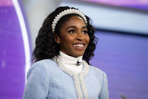 ¿Adiós Johnny Depp? Disney considera a Ayo Edebiri como la nueva protagonista de “Piratas del Caribe”