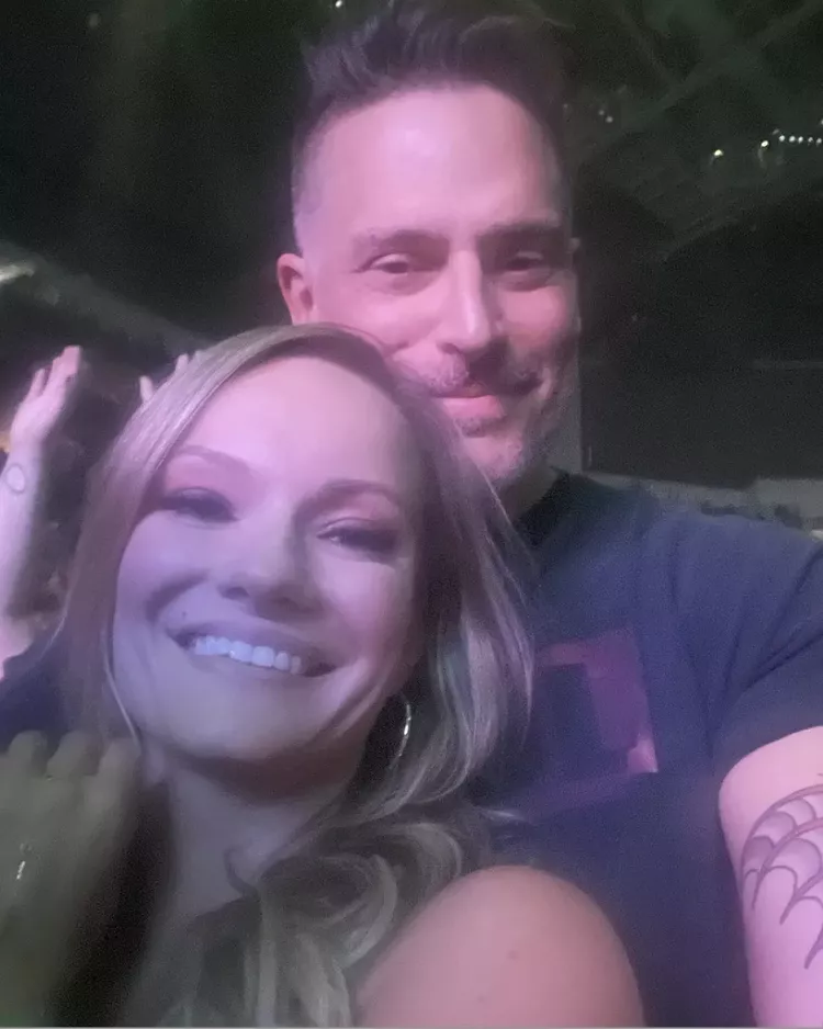 Joe Manganiello y Caitlin O'Connor