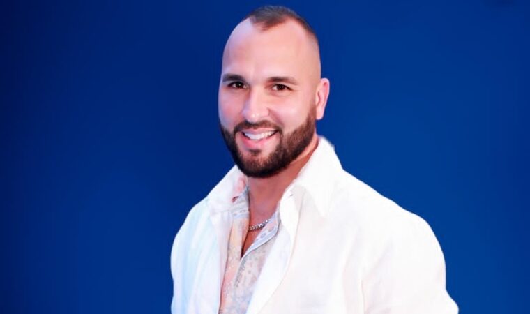 Nuevo reto artístico: John Patiño está de estreno con un «Flow VIP»