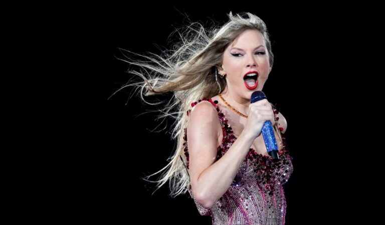 ¿Cuánto donó Taylor Swift a la familia de Lisa López, la mujer que murió en la celebración por la victoria de los Chiefs en el Super Bowl?