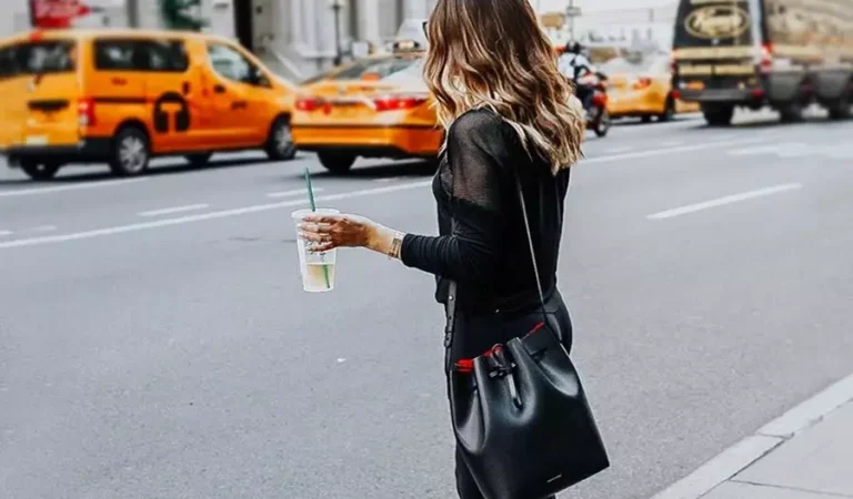 ¡El Bucket Bag arrasa en el street style!