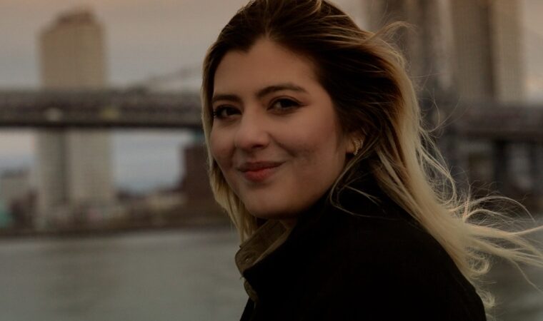 ¡Derrochando talento! Grace Trocell deslumbra como protagonista en el nuevo video de Bey Evalon