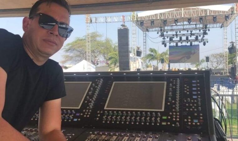 Víctor Hugo Correa genera éxito siendo el talento detrás del artista