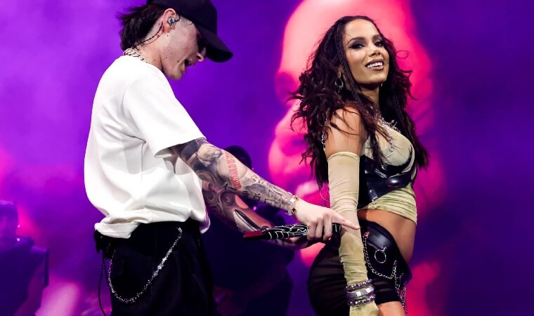 ¡Ahora sí! Anitta y Peso Pluma cautivan al público de Coachella con su baile sensual