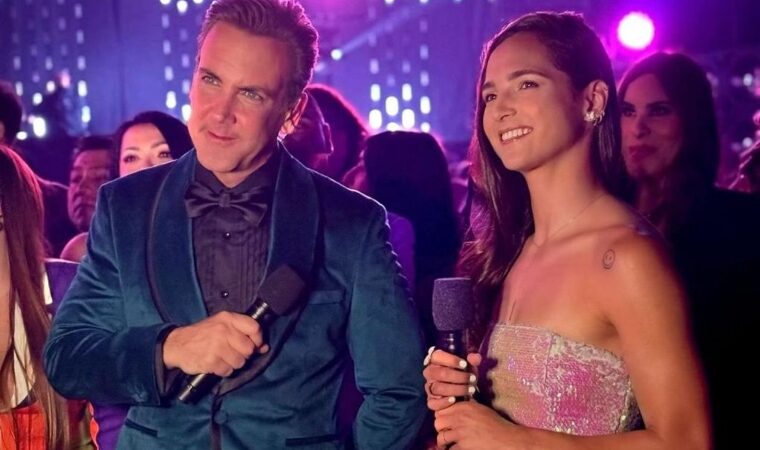 De las canchas a los escenarios: Deyna Castellanos debutó como presentadora en los Latin AMAs 2024