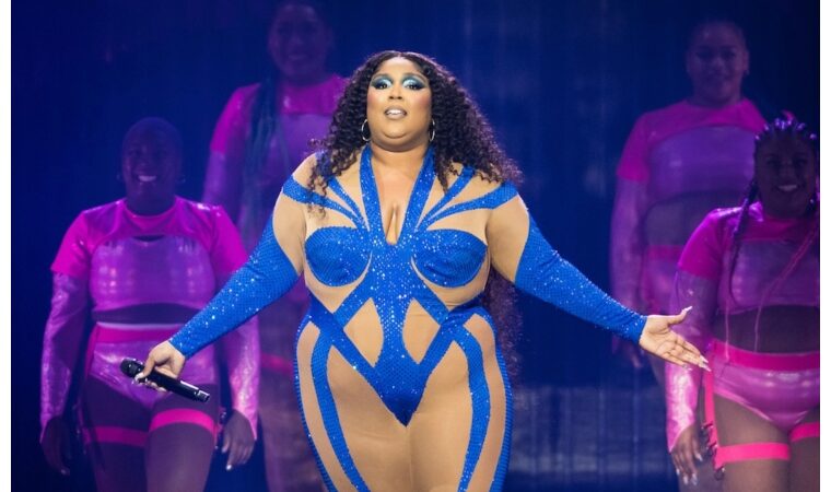 Lizzo abandona la música por malos comentarios sobre su físico