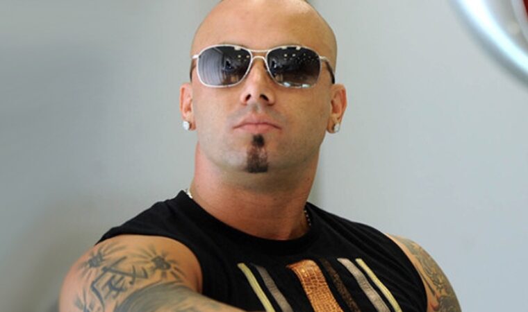“Tenemos que trabajar en equipo”: Wisin habla sobre el negocio de la música