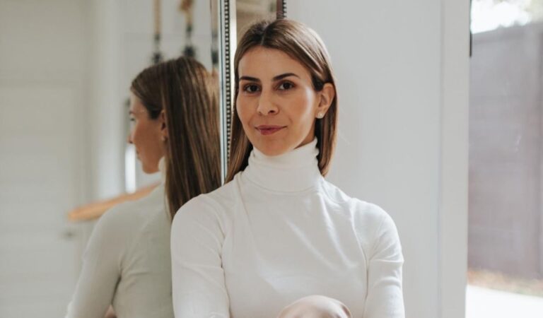 “Cartas a la vida y a la muerte”, la venezolana Stephanie Raynor presenta un libro esperanzador