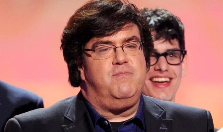 El productor Dan Schneider demanda a la docuserie «Quiet on Set» por difamación