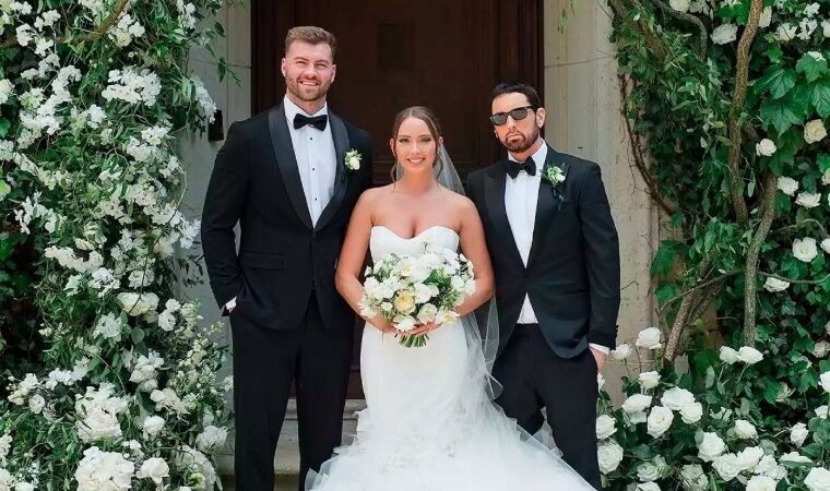 Eminem aparece públicamente al asistir a la boda de su hija Hailie