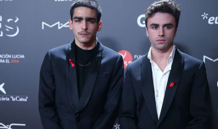 Se confirma el romance entre los actores de Élite Itzan Escamilla y Omar Ayuso