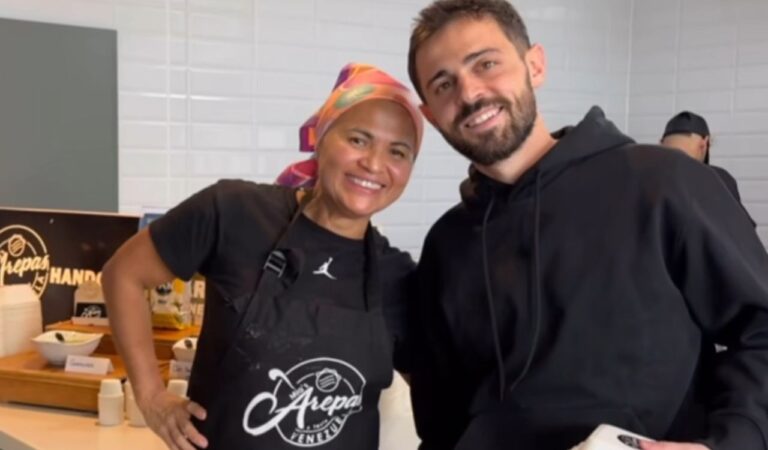 ¡Venezuela en alto! Venezolana le hizo arepas a jugadores del Mánchester City