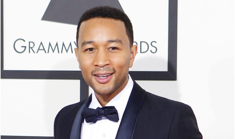 Por segunda vez, John Legend recibe un “Doctorado Honoris Causa” Por segunda vez, John Legend recibe un “Doctorado Honoris Causa”