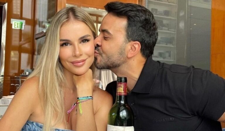 El tierno mensaje de Luis Fonsi al ver desfilar a su esposa en París