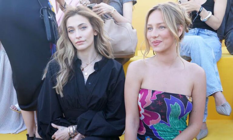 Paris Jackson y Ester Expósito-Foto Cortesía