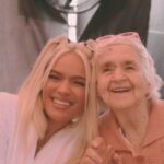Karol G junto a Inesita- Foto Cortesía